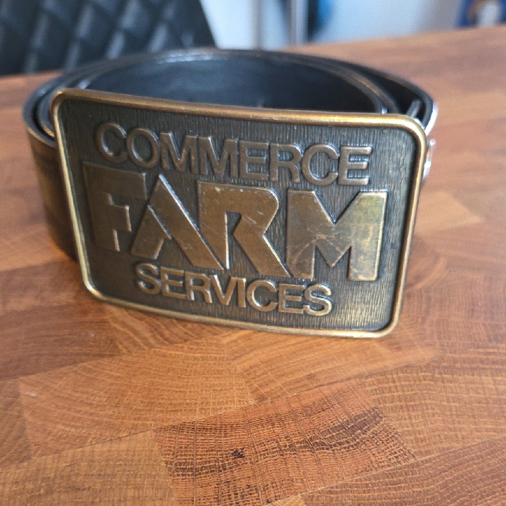 Commerce Farm Services Bronze Color Buckle And Black Leather Belt Removable